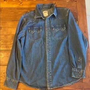Men’s Levi’s Red Tab Western Denim Shirt